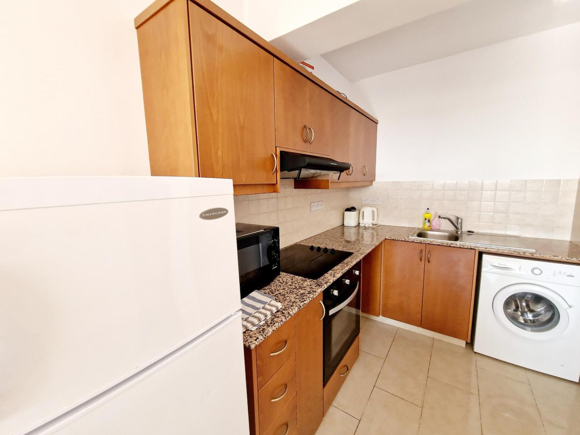 Top Floor 2 Bedroom Apartment E101, 3 Pools, Sea View, Free Wifi Peyia Exterior photo